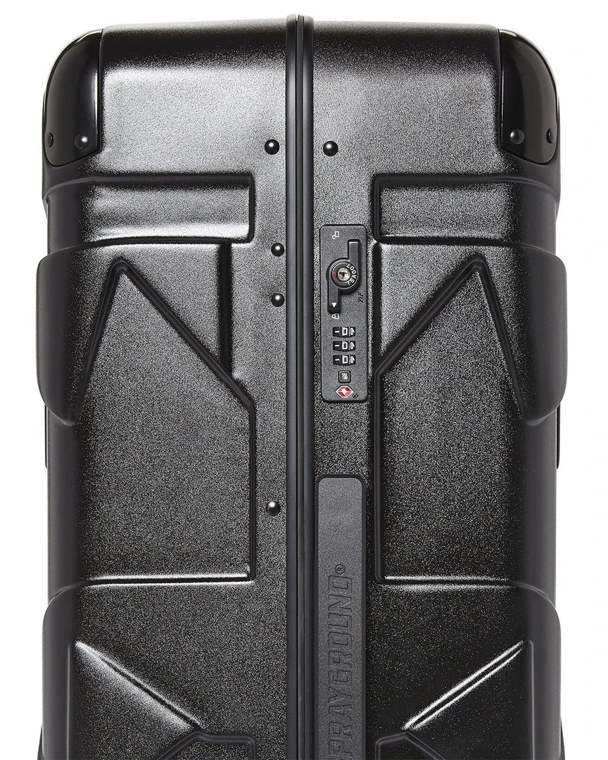 SPRAYGROUND® SHARKITECTURE MOLDED 29” FULL-SIZE LUGGAGE 11 SPRAYGROUND® SHARKITECTURE MOLDED 29” FULL-SIZE LUGGAGE