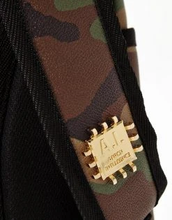 SPRAYGROUND® LION CAMO