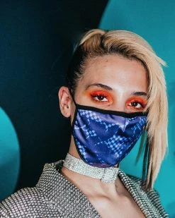 SPRAYGROUND® SHARK CHECK (BLUE) FACE MASK