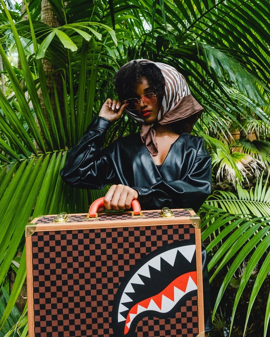 SPRAYGROUND® HENNY AIR TO THE THRONE ATTACHÉ BRIEFCASE ATTACHÉ BRIEFCASES SPRAYGROUND® HENNY AIR TO THE THRONE ATTACHÉ BRIEFCASE ATTACHÉ BRIEFCASES