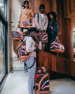 SPRAYGROUND® HENNY AIR TO THE THRONE ATTACHÉ BRIEFCASE ATTACHÉ BRIEFCASES 11 SPRAYGROUND® HENNY AIR TO THE THRONE ATTACHÉ BRIEFCASE ATTACHÉ BRIEFCASES