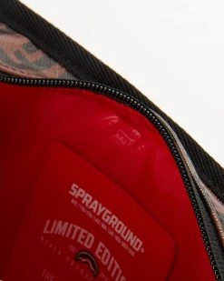 SPRAYGROUND® CARGO CROSSBODY: SPLIT THE CHECK