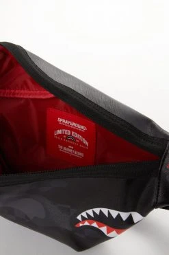 SPRAYGROUND® 3AM SAVVY CROSSBODY 13 SPRAYGROUND® 3AM SAVVY CROSSBODY