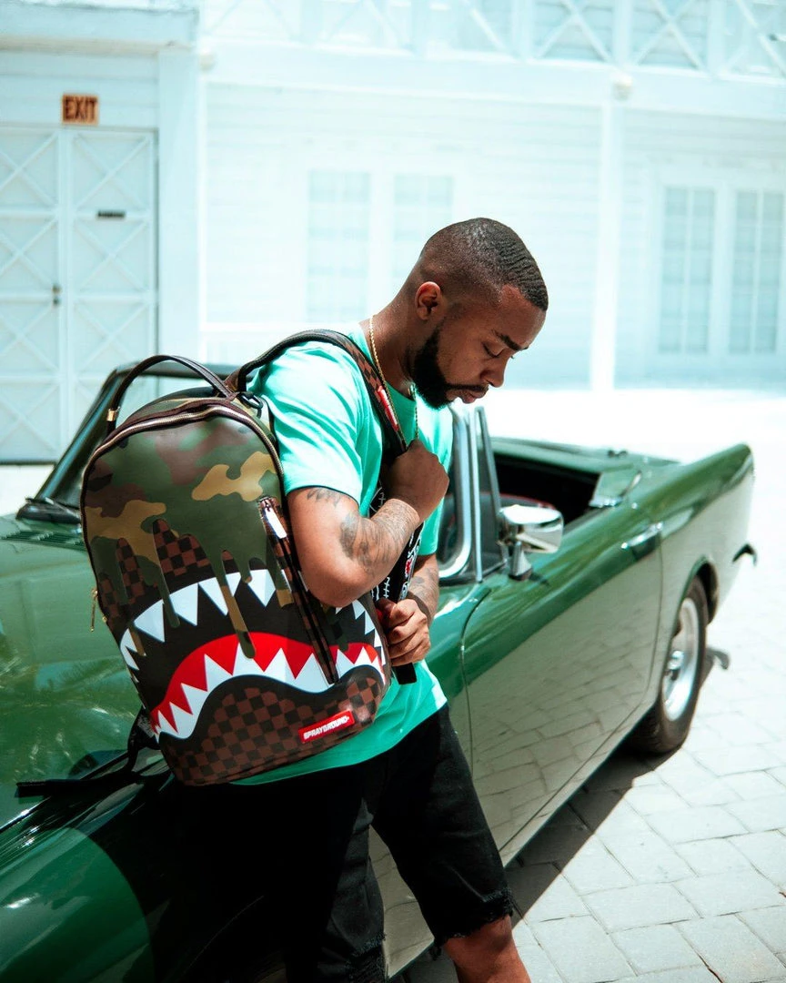 SPRAYGROUND® CAMO DRIP SHARKS IN PARIS BACKPACK (DLXV) BAGS SPRAYGROUND® CAMO DRIP SHARKS IN PARIS BACKPACK (DLXV) BAGS