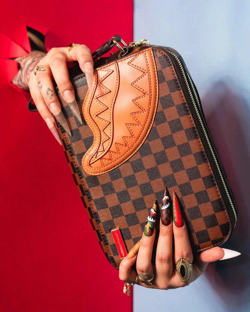 SPRAYGROUND® HENNY TOILETRY BAG 2 SPRAYGROUND® HENNY TOILETRY BAG