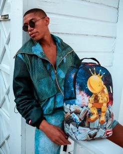 SPRAYGROUND® ASTROMONEY BACKPACK (DLXR) 15 SPRAYGROUND® ASTROMONEY BACKPACK (DLXR)
