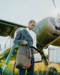 SPRAYGROUND® SHARKS IN PARIS POLARIS BACKPACK (DLXV)