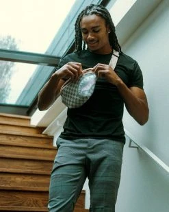 SPRAYGROUND® ROSE ALL DAY LA PALAIS SAVVY CROSSBODY 3 SPRAYGROUND® ROSE ALL DAY LA PALAIS SAVVY CROSSBODY