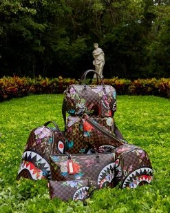 SPRAYGROUND® CROSSBODYS GARDEN OF SHARKS SAVVY CROSSBODY 8 SPRAYGROUND® CROSSBODYS GARDEN OF SHARKS SAVVY CROSSBODY