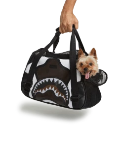 SPRAYGROUND® V.V.I.P. PET CARRIER BAGS 4 SPRAYGROUND® V.V.I.P. PET CARRIER BAGS