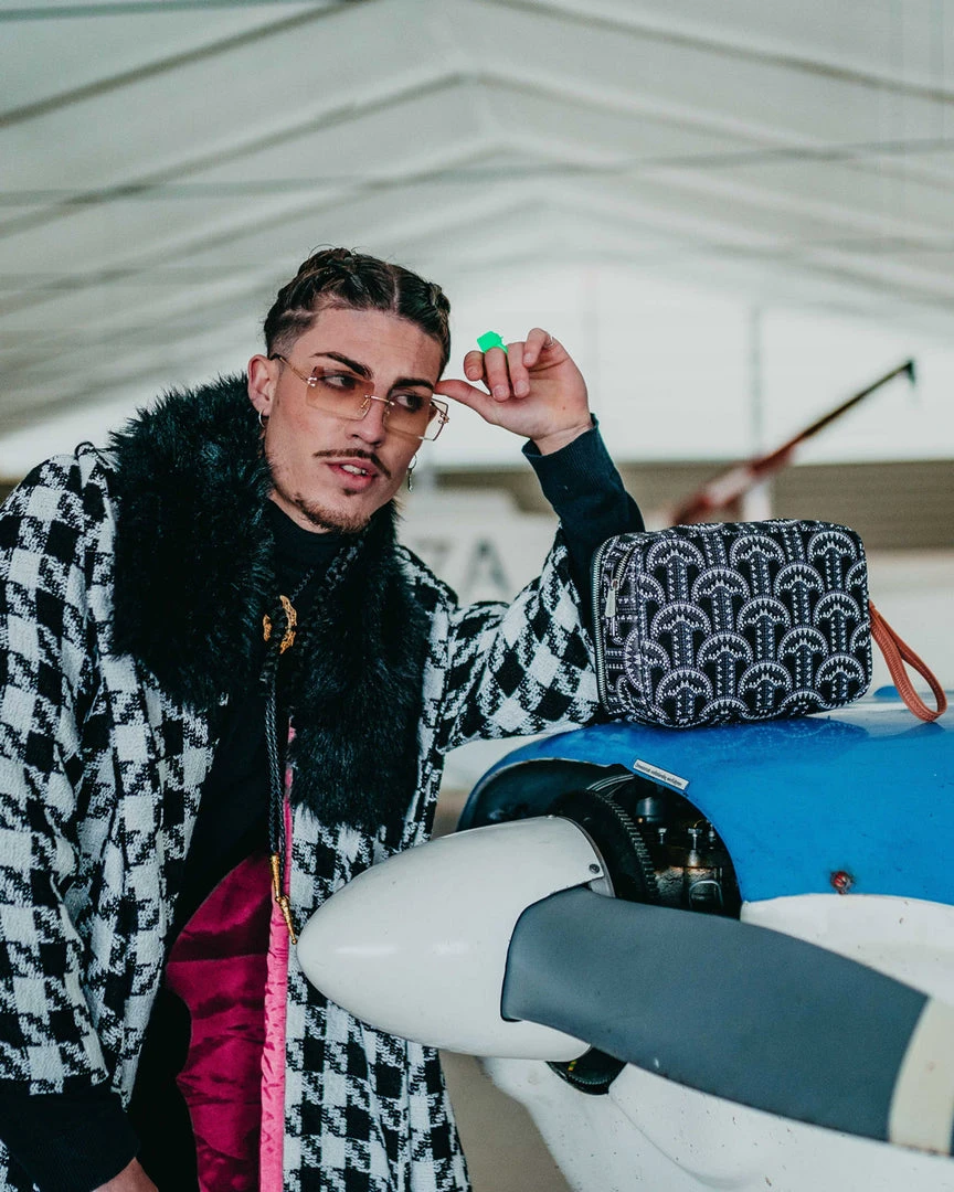 SPRAYGROUND® BAGS ILLUCHAINS TOILETRY BAG SPRAYGROUND® BAGS ILLUCHAINS TOILETRY BAG