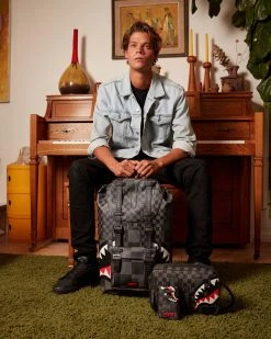 SPRAYGROUND® BAGS XTC GREY SHARKS IN PARIS HILLS BACKPACK 7 SPRAYGROUND® BAGS XTC GREY SHARKS IN PARIS HILLS BACKPACK