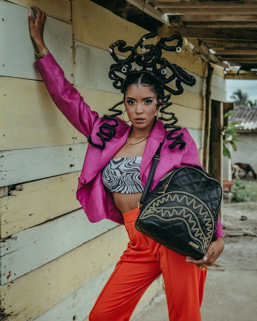 SPRAYGROUND® NOIR QUILT GOLD CHAIN SHARK SAVAGE BACKPACK BAGS SPRAYGROUND® NOIR QUILT GOLD CHAIN SHARK SAVAGE BACKPACK BAGS