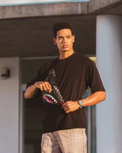 SPRAYGROUND® CROSSBODYS HENNY AIIR TO THE THRONE SAVVY CROSSBODY 5 SPRAYGROUND® CROSSBODYS HENNY AIIR TO THE THRONE SAVVY CROSSBODY