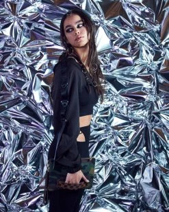 SPRAYGROUND® CROSSOVER CLUTCHES THE PARADOXX SHARK CROSSOVER CLUTCH