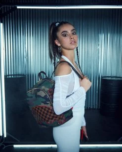 SPRAYGROUND® BAGS THE PARADOXX SHARK SAVAGE 16 SPRAYGROUND® BAGS THE PARADOXX SHARK SAVAGE