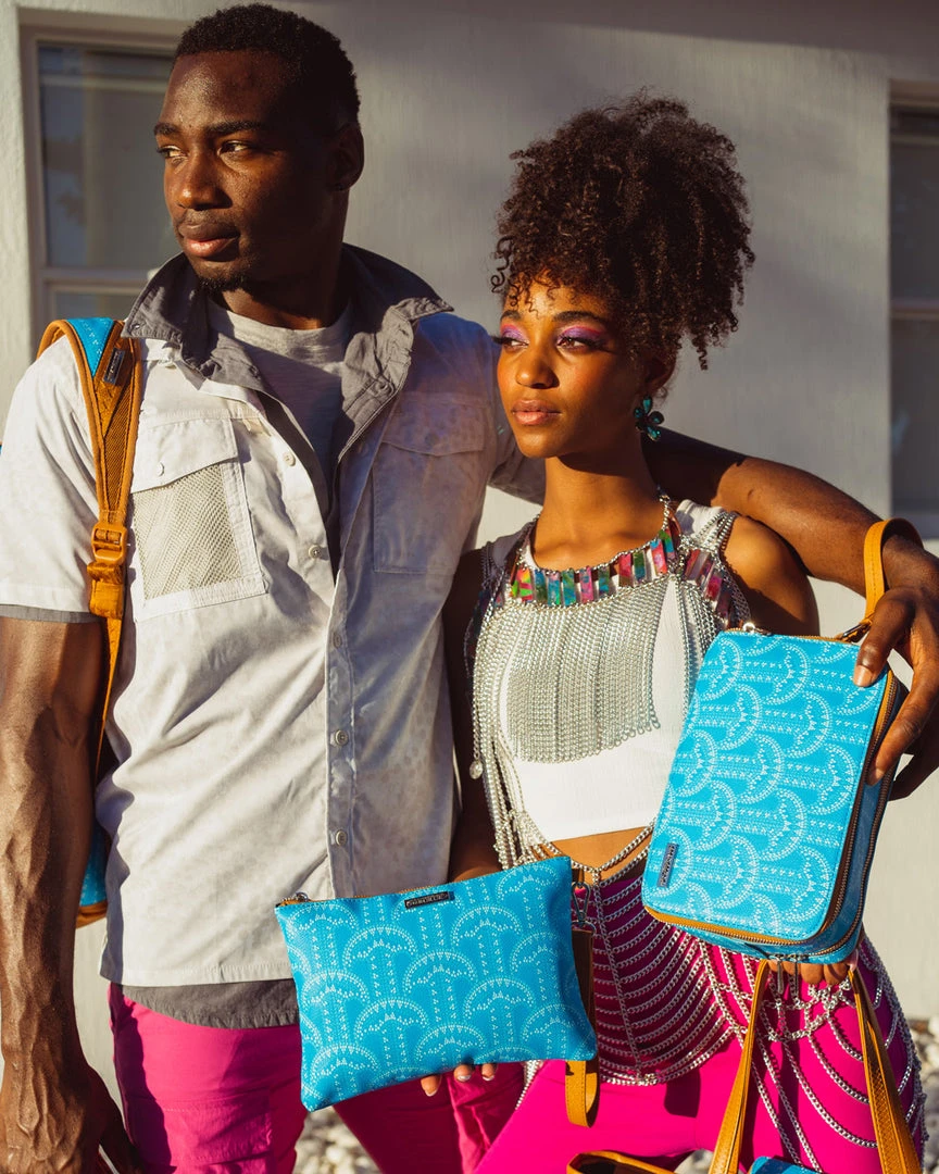 SPRAYGROUND® ILLUCHAINS TURQ TOILETRY BAG BAGS 11 SPRAYGROUND® ILLUCHAINS TURQ TOILETRY BAG BAGS