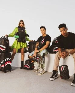 SPRAYGROUND® HENNY AIIR TO THE THRONE CROSSOVER CLUTCH CROSSOVER CLUTCHES