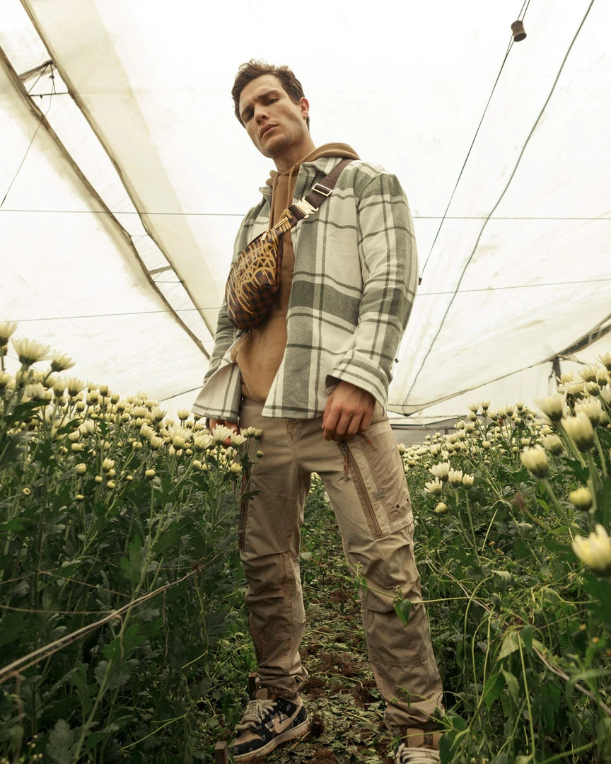 SPRAYGROUND® CROSSBODYS PARIS PAINT SAVVY CROSSBODY 8 SPRAYGROUND® CROSSBODYS PARIS PAINT SAVVY CROSSBODY