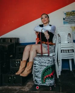 SPRAYGROUND® NIGHT NIGHT SHARKNAUTICS HARDSHELL CARRY-ON LUGGAGE 6 SPRAYGROUND® NIGHT NIGHT SHARKNAUTICS HARDSHELL CARRY-ON LUGGAGE