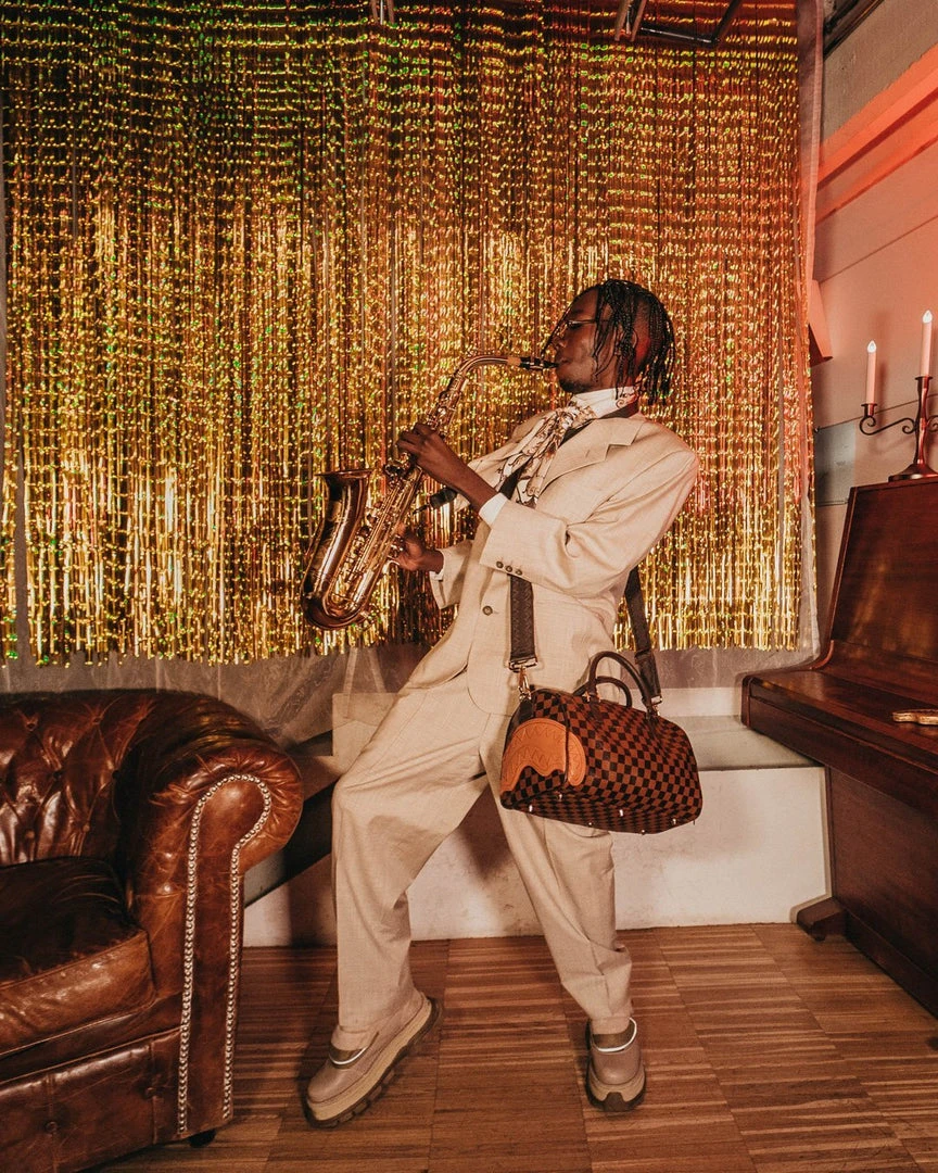 SPRAYGROUND® HENNY MINI DUFFLE BAGS 4 SPRAYGROUND® HENNY MINI DUFFLE BAGS