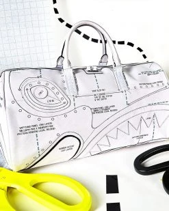 SPRAYGROUND® TECHNICAL CUT & SHARK DUFFLE BAGS 20 SPRAYGROUND® TECHNICAL CUT & SHARK DUFFLE BAGS