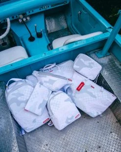 SPRAYGROUND® 3AM LE BLANC DUFFLE BAGS 22 SPRAYGROUND® 3AM LE BLANC DUFFLE BAGS