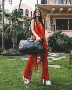 SPRAYGROUND® SHARK BITE SHARKS IN PARIS GRAY DUFFLE 15 SPRAYGROUND® SHARK BITE SHARKS IN PARIS GRAY DUFFLE