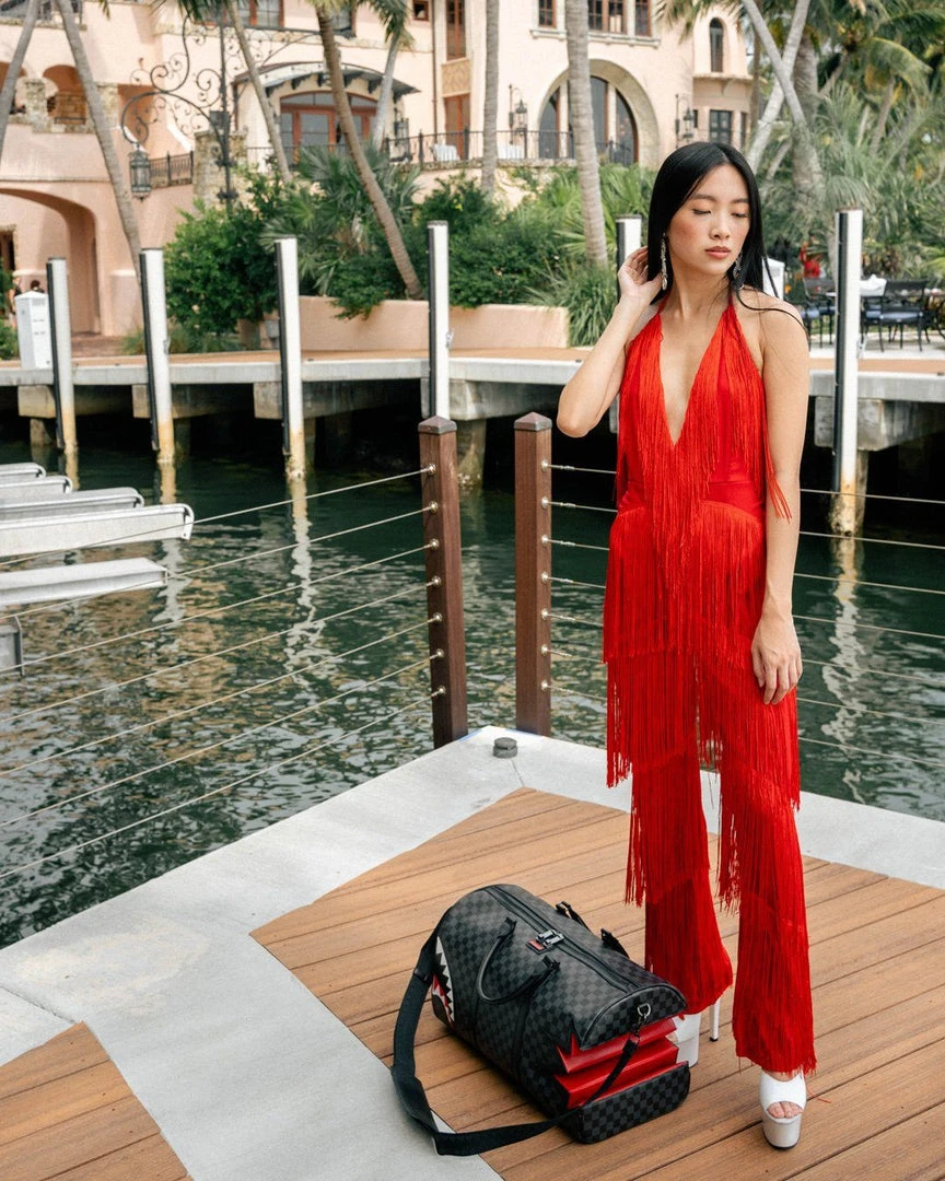 SPRAYGROUND® SHARK BITE SHARKS IN PARIS GRAY DUFFLE 8 SPRAYGROUND® SHARK BITE SHARKS IN PARIS GRAY DUFFLE