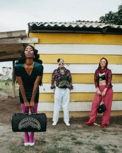 SPRAYGROUND® BAGS NOIR QUILT GOLD CHAIN SHARK DUFFLE