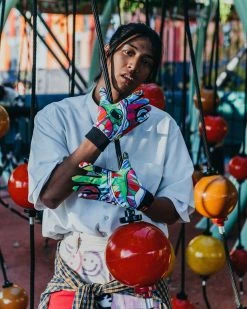 SPRAYGROUND® MIND TRIP GLOVES APPAREL+GEAR