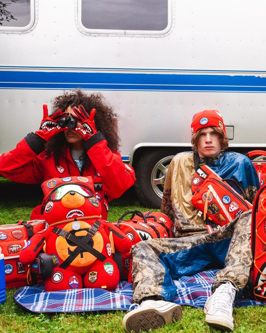 SPRAYGROUND® THE GLOBAL EXPEDITION GLOVES APPAREL+GEAR SPRAYGROUND® THE GLOBAL EXPEDITION GLOVES APPAREL+GEAR