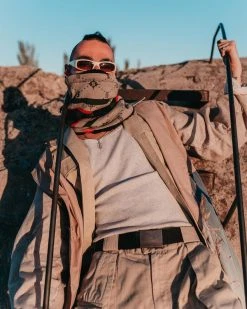 SPRAYGROUND® FIFTH AVENUE NECK WARMER APPAREL+GEAR 5 SPRAYGROUND® FIFTH AVENUE NECK WARMER APPAREL+GEAR