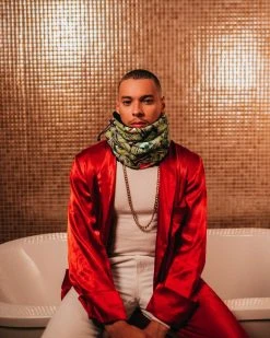 SPRAYGROUND® APPAREL+GEAR MAMA I MADE IT NECK WARMER 11 SPRAYGROUND® APPAREL+GEAR MAMA I MADE IT NECK WARMER