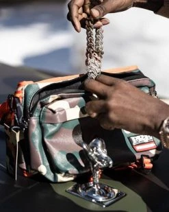 SPRAYGROUND® YOUNG DOLPH CROSSBODY BAGS 3 SPRAYGROUND® YOUNG DOLPH CROSSBODY BAGS