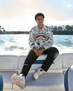 SPRAYGROUND® CHAOS BUTTON-UP APPAREL+GEAR