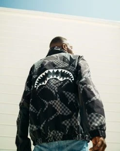 SPRAYGROUND® SHARK CHECK WINDBREAKER (BLACK)