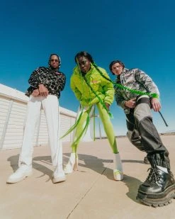 SPRAYGROUND® MONEYGRAM PUFFER JACKET (PLATINUM) APPAREL+GEAR 10 SPRAYGROUND® MONEYGRAM PUFFER JACKET (PLATINUM) APPAREL+GEAR