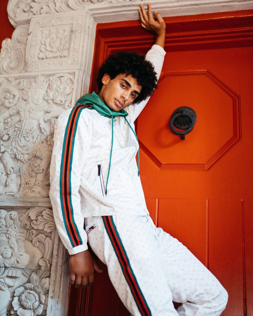 SPRAYGROUND® APPAREL+GEAR FIFTH AVENUE WINDBREAKER (BEIGE) SPRAYGROUND® APPAREL+GEAR FIFTH AVENUE WINDBREAKER (BEIGE)