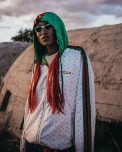 SPRAYGROUND® APPAREL+GEAR FIFTH AVENUE WINDBREAKER (BEIGE) 9 SPRAYGROUND® APPAREL+GEAR FIFTH AVENUE WINDBREAKER (BEIGE)