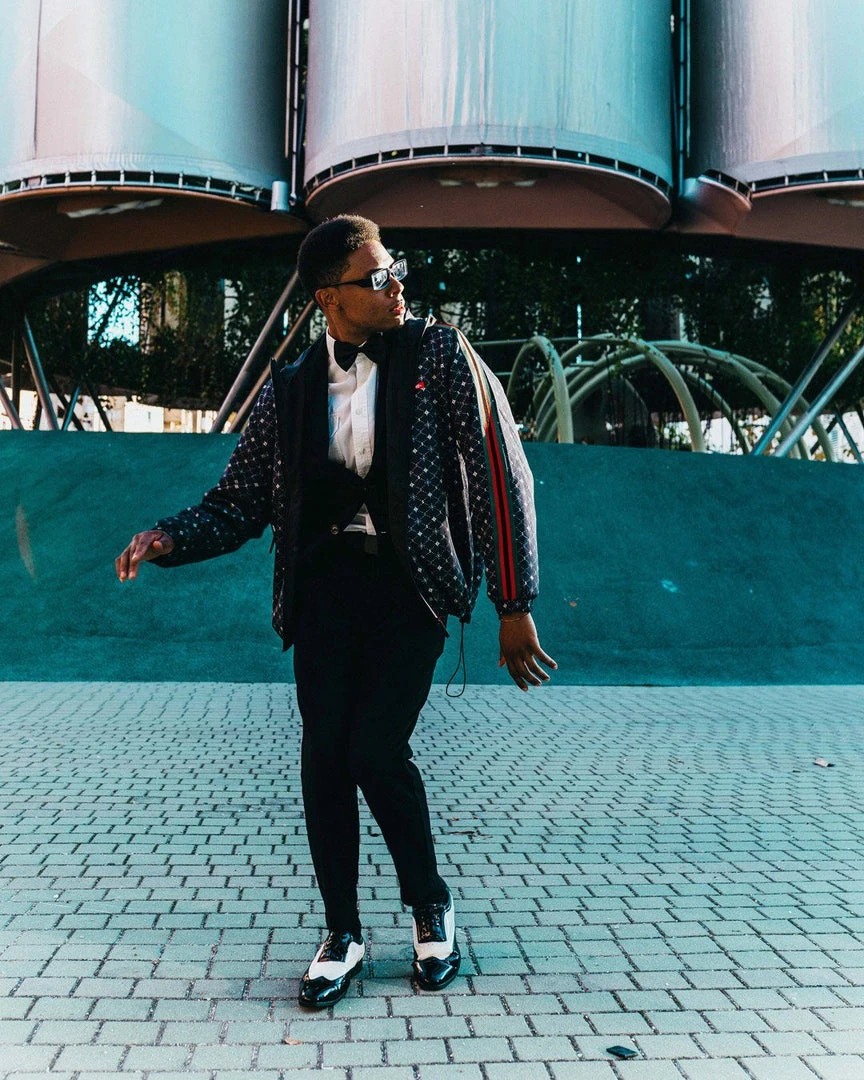 SPRAYGROUND® APPAREL+GEAR FIFTH AVENUE WINDBREAKER (BLACK) SPRAYGROUND® APPAREL+GEAR FIFTH AVENUE WINDBREAKER (BLACK)