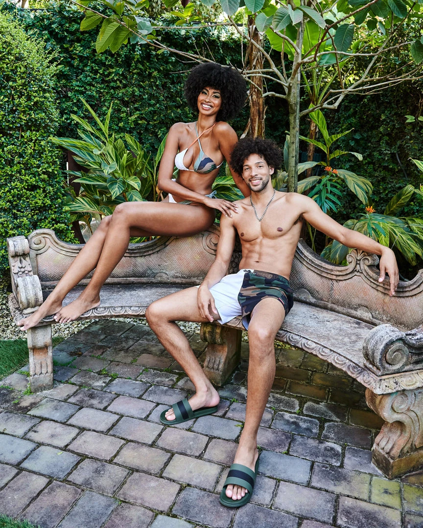 SPRAYGROUND® SPLIT BITE CAMO SHOTO SWIM TRUNKS SWIMWEAR SPRAYGROUND® SPLIT BITE CAMO SHOTO SWIM TRUNKS SWIMWEAR