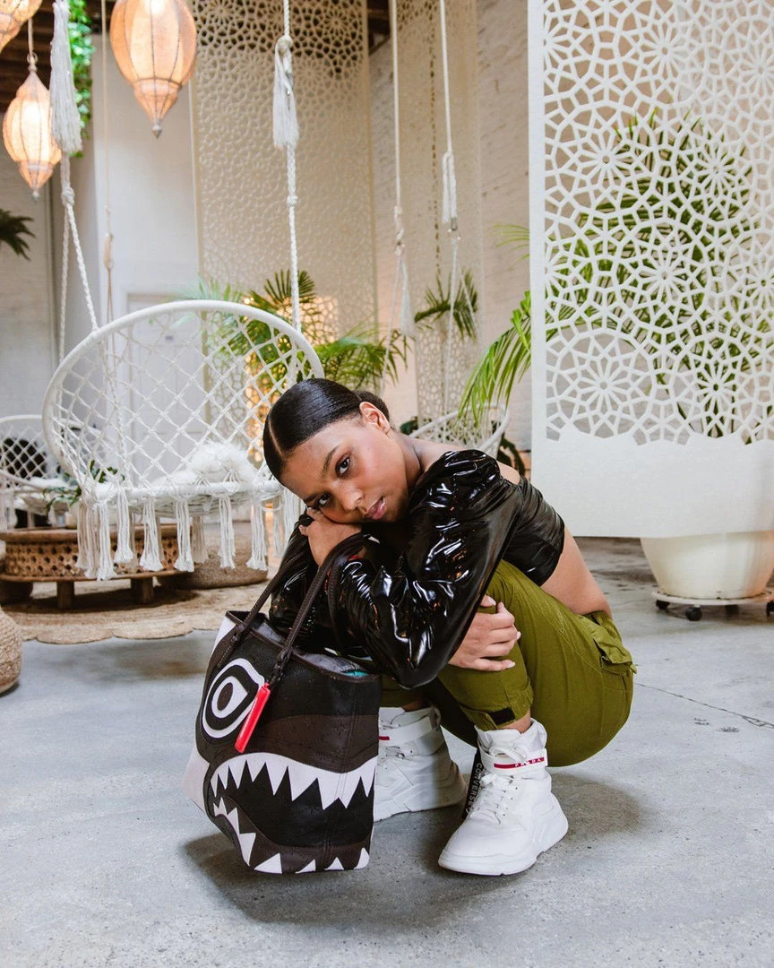 SPRAYGROUND® V.V.I.P. TOTE BAGS 6 SPRAYGROUND® V.V.I.P. TOTE BAGS