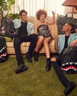 SPRAYGROUND® BAGS XTC GREY SHARKS IN PARIS TOTE