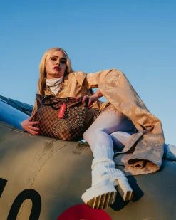 SPRAYGROUND® SHARKS IN PARIS POLARIS TOTE 9 SPRAYGROUND® SHARKS IN PARIS POLARIS TOTE