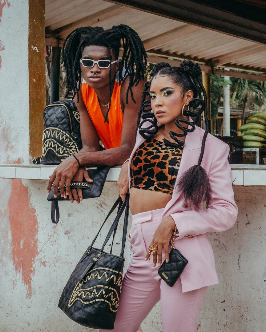 SPRAYGROUND® BAGS NOIR QUILT GOLD CHAIN SHARK TOTE SPRAYGROUND® BAGS NOIR QUILT GOLD CHAIN SHARK TOTE