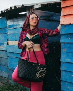 SPRAYGROUND® BAGS NOIR QUILT GOLD CHAIN SHARK TOTE 12 SPRAYGROUND® BAGS NOIR QUILT GOLD CHAIN SHARK TOTE