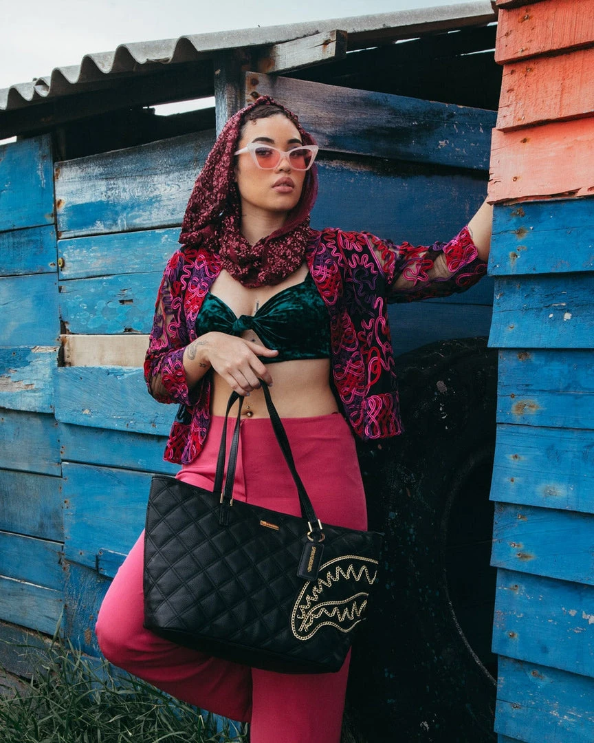 SPRAYGROUND® BAGS NOIR QUILT GOLD CHAIN SHARK TOTE SPRAYGROUND® BAGS NOIR QUILT GOLD CHAIN SHARK TOTE