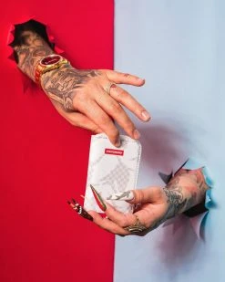 SPRAYGROUND® WALLETS SHARK CHECK (WHITE) WALLET