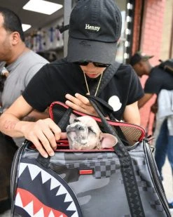 SPRAYGROUND® BAGS 3AM PET CARRIER 31 SPRAYGROUND® BAGS 3AM PET CARRIER